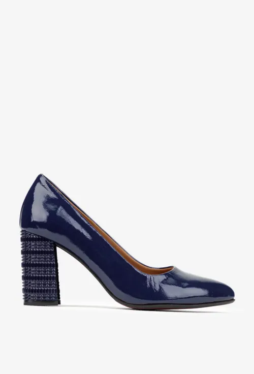 Pantofi dama bleumarin din piele lacuita cu toc deosebit picture - 4