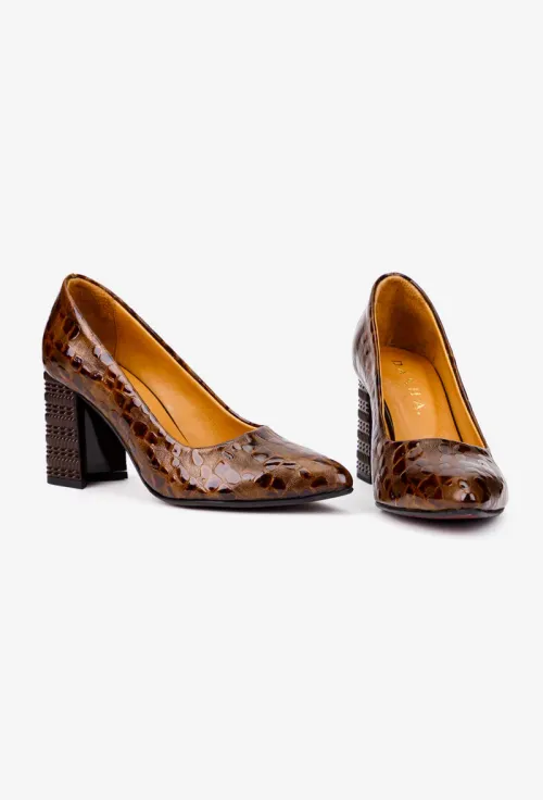 Pantofi dama din piele maro cu model si toc deosebit picture - 5