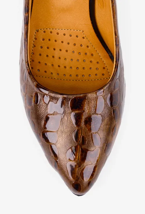 Pantofi dama din piele maro cu model si toc deosebit picture - 6
