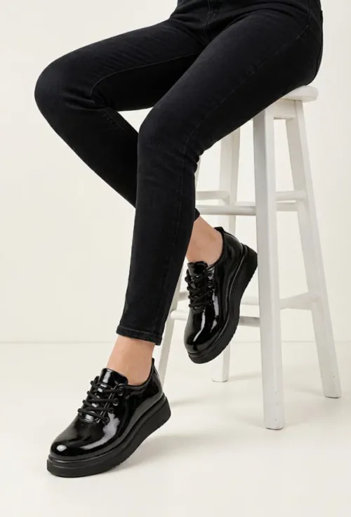 Pantofi dama negri din piele lacuita picture - 3