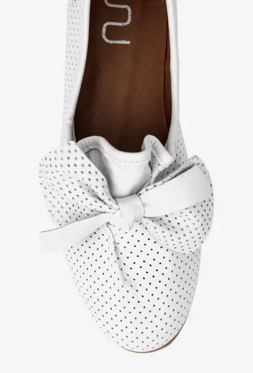 Pantofi dama NUR din piele alba cu ornament picture - 7