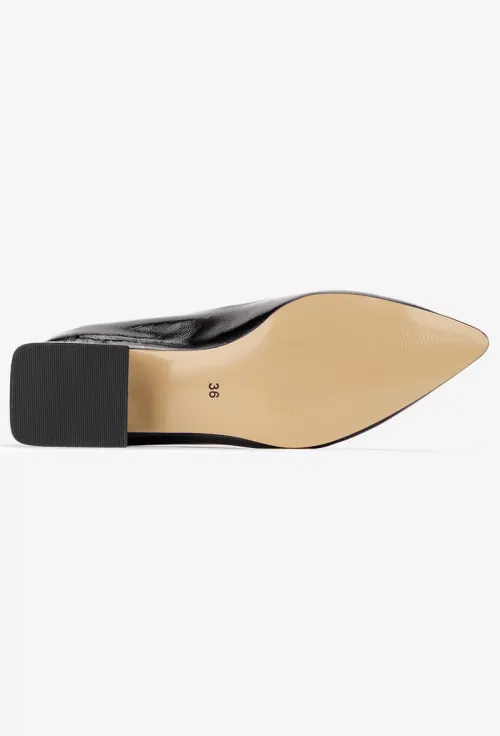 Pantofi dama NUR din piele lacuita neagra cu ornament picture - 5