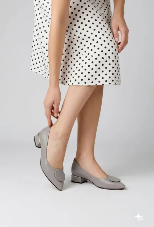 Pantofi dama NUR din piele naturala taupe cu ornament picture - 2