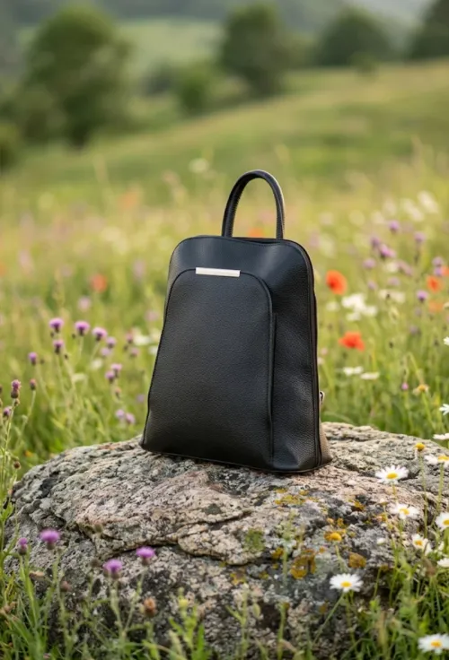 Rucsac dama elegant din piele neagra picture - 5