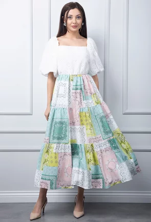 Rochie alba cu imprimeu colorat