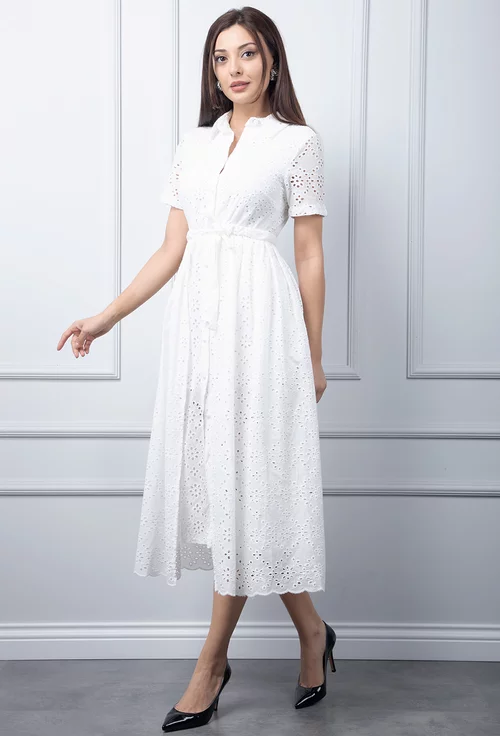 Rochie alba cu model perforat