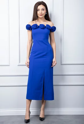 Rochie albastra accesorizata