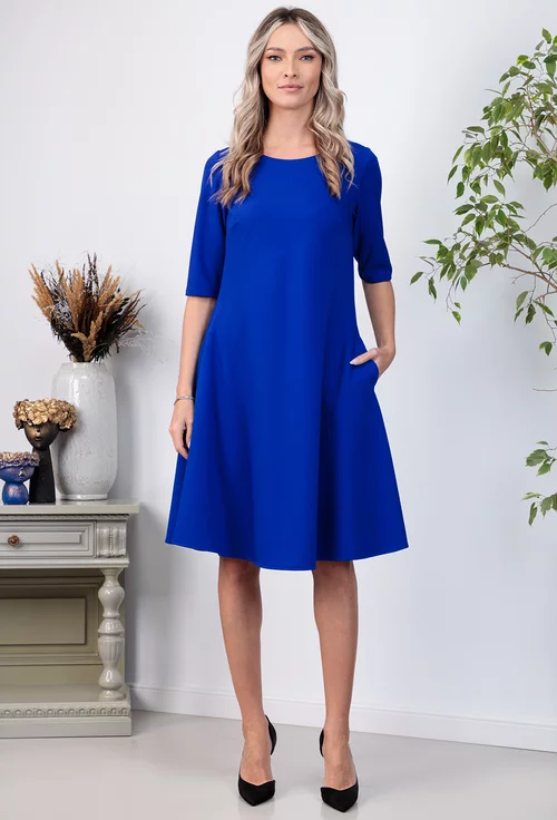 Rochie albastra accesorizata cu buzunare