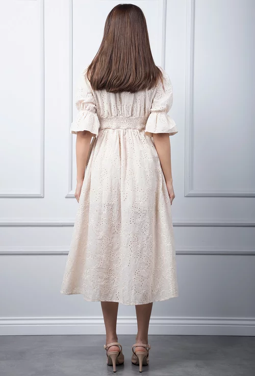 Rochie bej cu decolteu in V