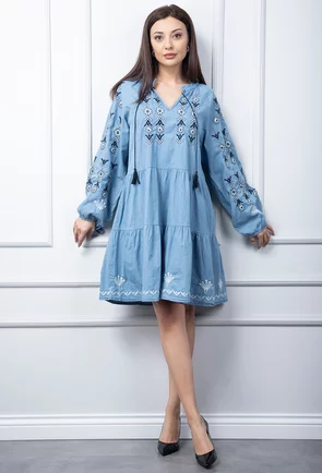 Rochie bleu cu broderie