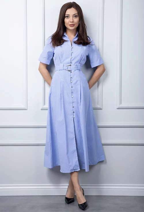 Rochie cu dungi albastre si nasturi