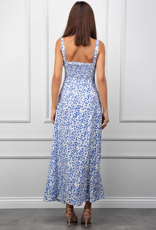 Rochie de vara cu detalii albastre