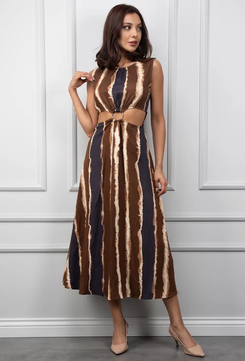 Rochie maro cu decupaj