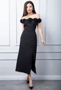 Rochie neagra accesorizata