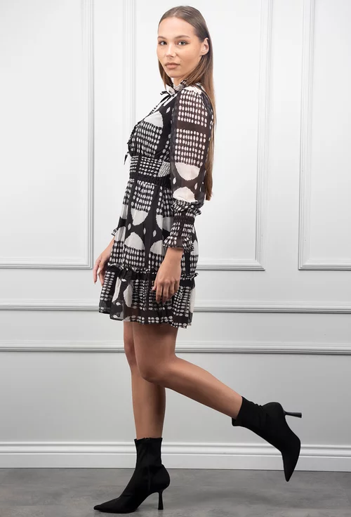 Rochie neagra cu detalii ecru