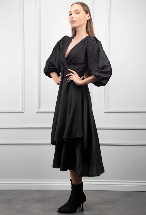 Rochie neagra cu maneci bufante