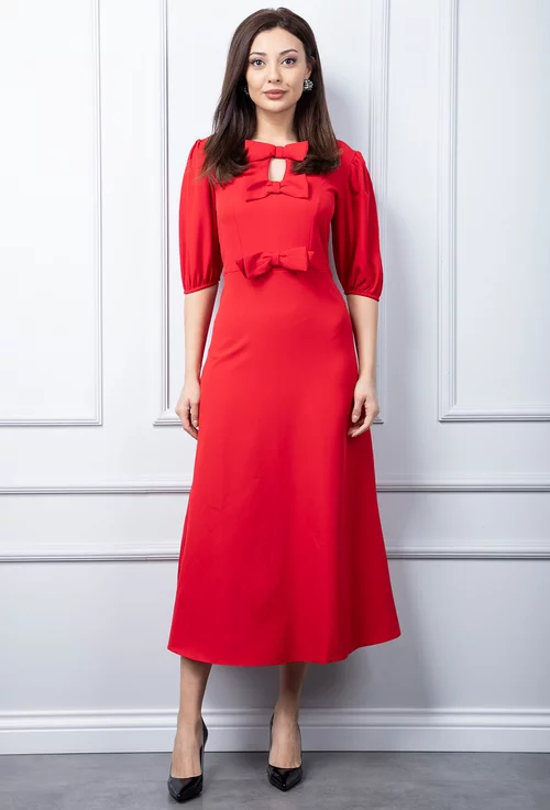 Rochie rosie accesorizata cu funde