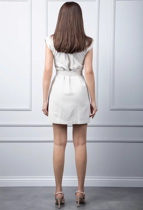 Rochie scurta bej cu buzunare