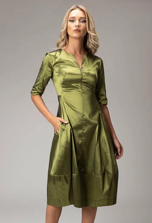 Rochie verde cu buzunare si fermoar in partea din fata