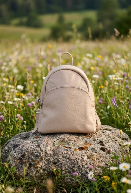 Rucsac dama bej roze confectionat din piele texturata