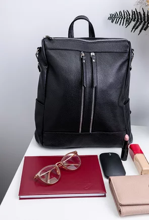 Rucsac dama negru confectionat din piele texturata