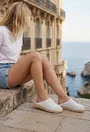Saboti dama NUR albi din piele naturala cu perforatii