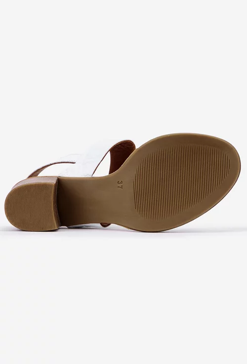 Sandale albe din piele naturala cu aspect perforat