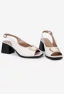 Sandale bej deschis din piele cu ornament