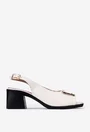 Sandale bej deschis din piele cu ornament