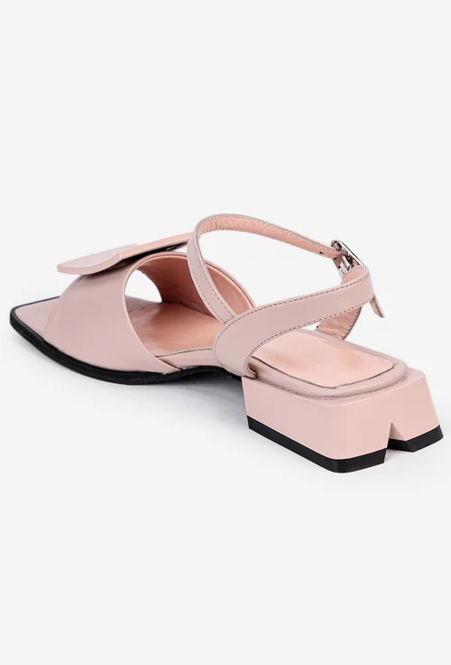Sandale bej din piele naturala cu ornament