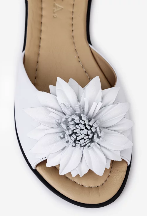 Sandale dama albe din piele cu ornament floare