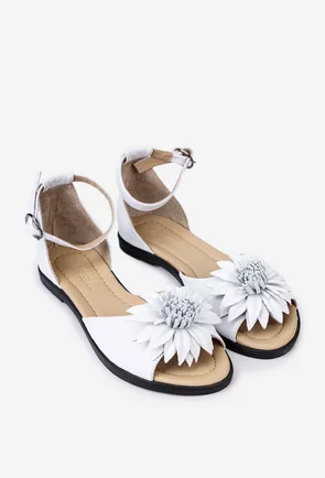Sandale dama albe din piele cu ornament floare