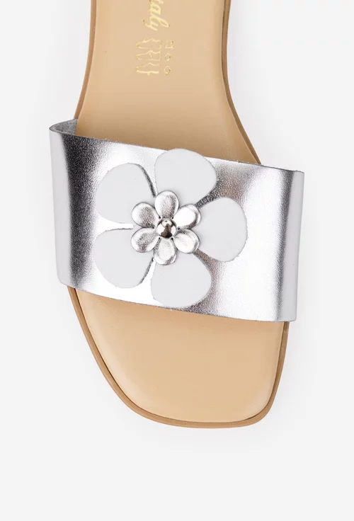 Sandale dama argintii din piele cu ornament model tip papuc