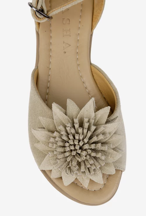 Sandale dama bej din piele intoarsa cu detaliu floare