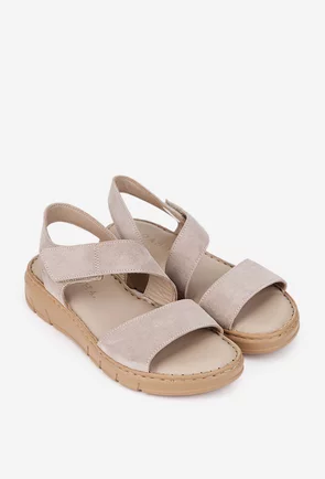 Sandale dama bej din piele intoarsa cu inchidere velcro