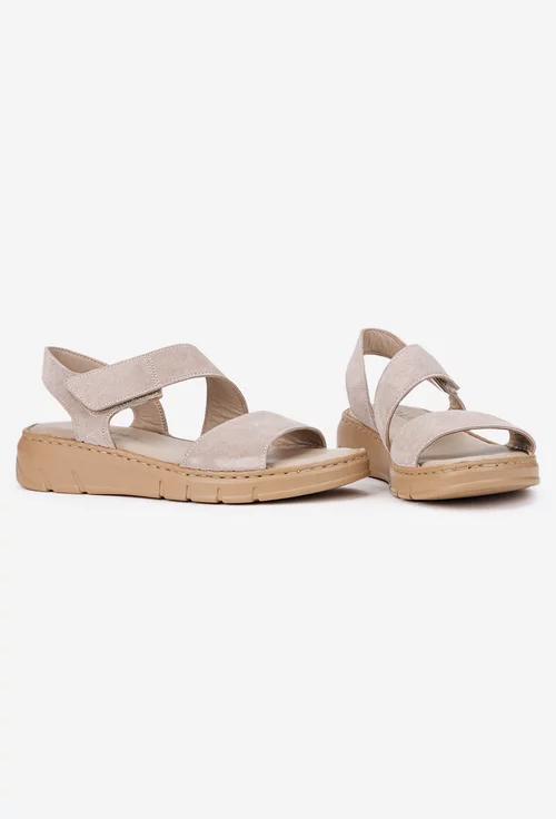 Sandale dama bej din piele intoarsa cu inchidere velcro
