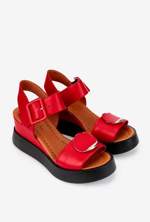 Sandale dama din piele rosie cu barete late si catarama