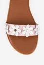 Sandale dama din piele texturata roz pudra cu ornament flori