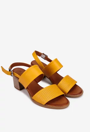 Sandale dama galbene din piele naturala cu aspect perforat