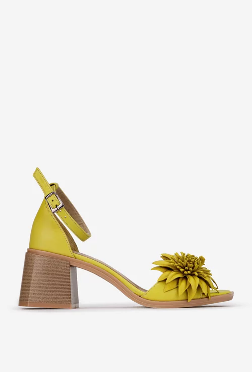 Sandale dama galbene NUR din piele cu ornament floare