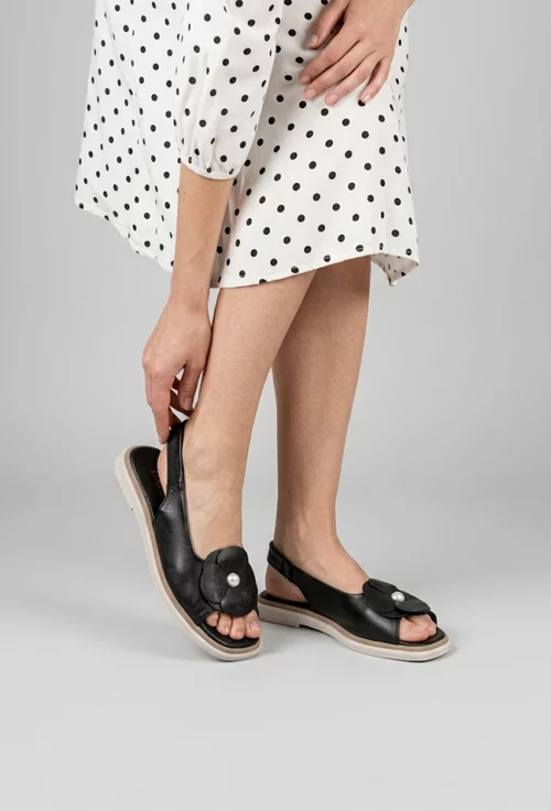 Sandale dama negre din piele naturala cu floare picture - 2