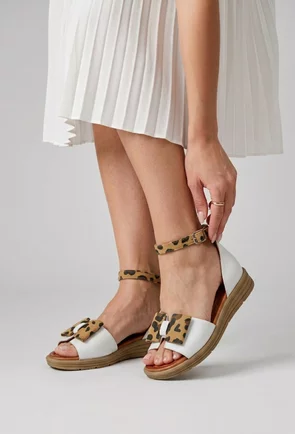 Sandale dama NUR din piele alba cu detalii animal print