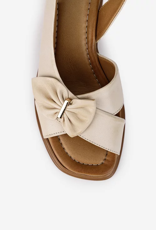 Sandale dama NUR din piele bej cu ornament