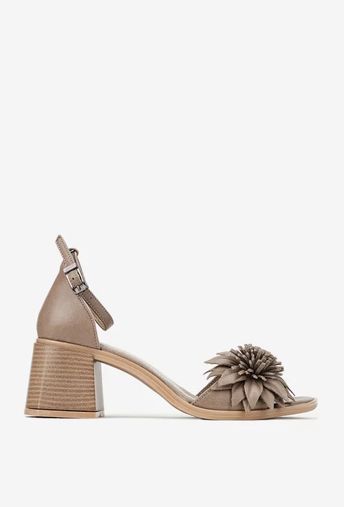 Sandale dama taupe NUR din piele cu ornament floare picture - 2