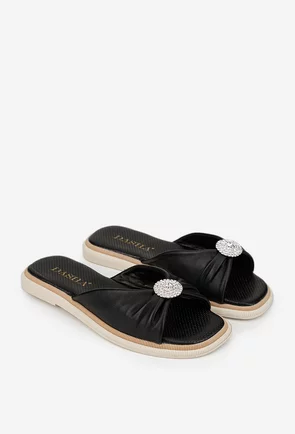 Sandale dama tip papuc negre din piele naturala cu ornament