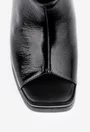 Sandale din piele lacuita neagra cu platforma