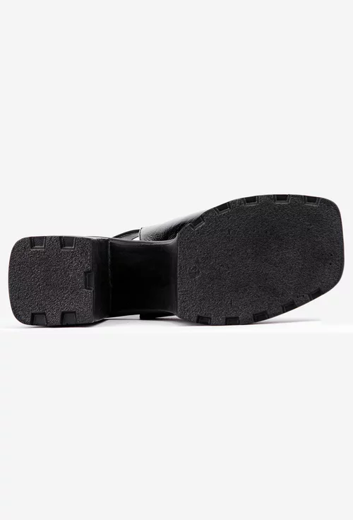 Sandale din piele lacuita neagra cu platforma