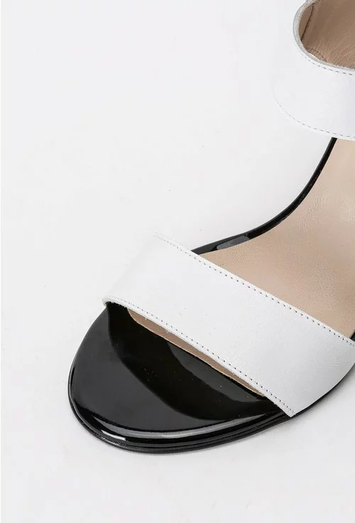 Sandale alb cu negru din piele naturala Sebastiana