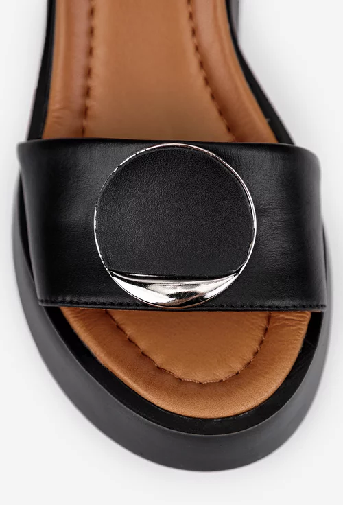 Sandale din piele neagra cu barete late si catarama