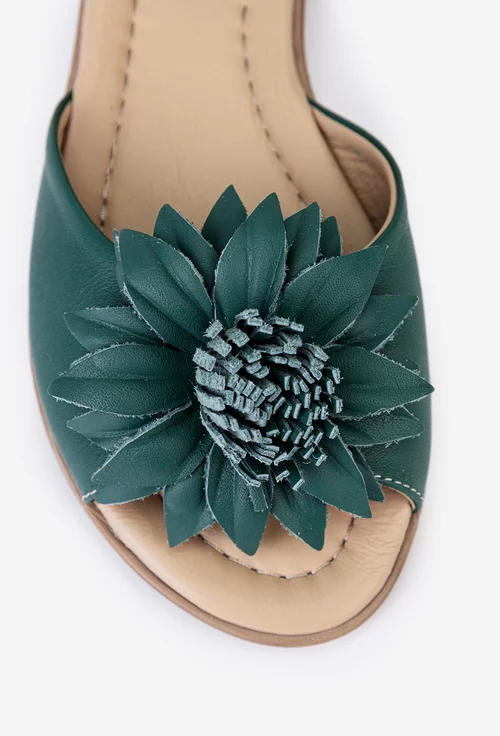 Sandale din piele verde cu detaliu floare